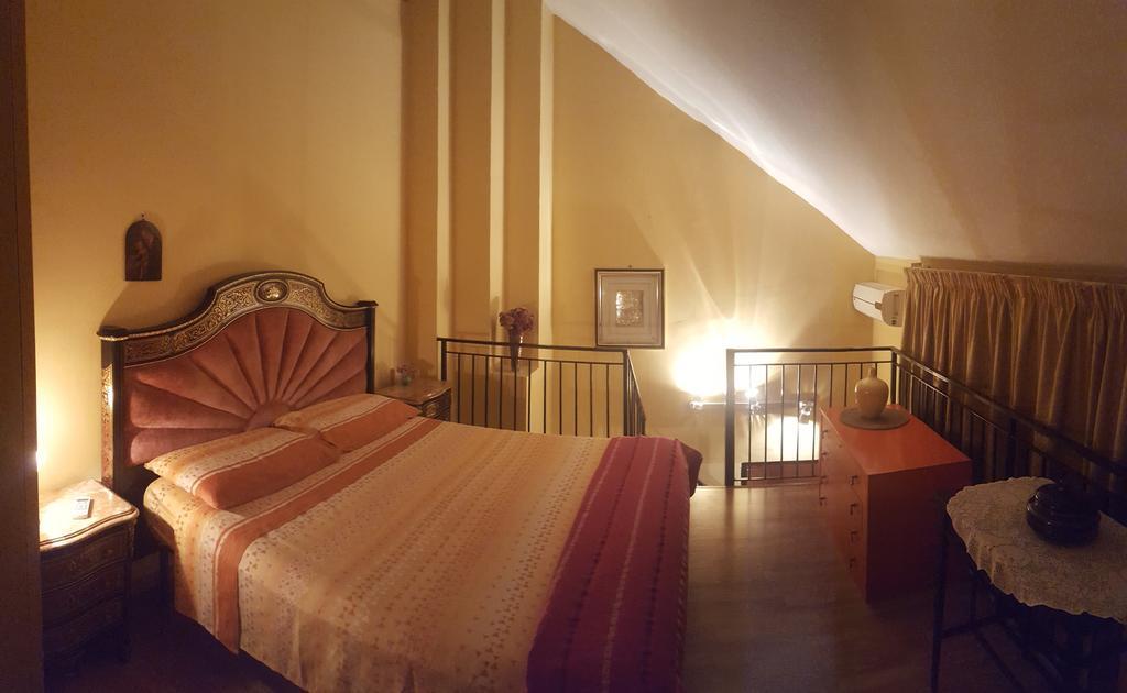 A Casa Di Grace Bed & Breakfast Cassino Exterior photo